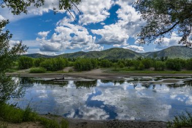 nehir durgun ülke yürüyüş