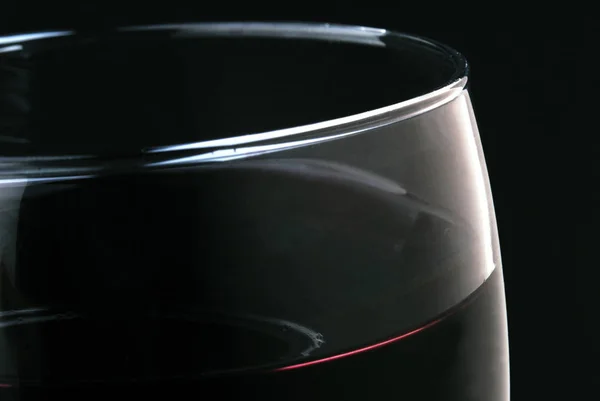 Verre Vin Rouge Gros Plan Sur Noir — Photo
