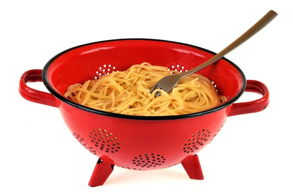 Filtre Spaghettis Cuit Dans Une Passoire Rouge Gros Plan Sur — Photo