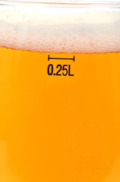 Bir Bardak Biraya Yakın — Stok fotoğraf