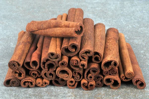 Cinnamon sticks close up