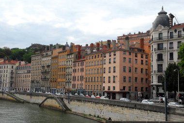 Fransa 'da Lyon' da Saone rıhtımı