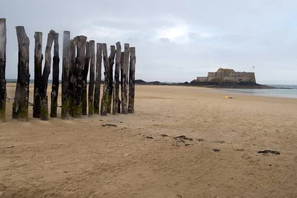 Fort Narodowy Wyspie Petit Bądź Saint Malo — Zdjęcie stockowe