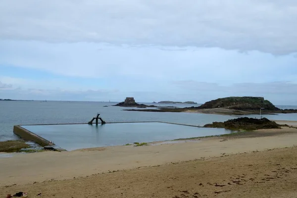 Piscina Con Acqua Mare Saint Malo Bretagna — Foto Stock