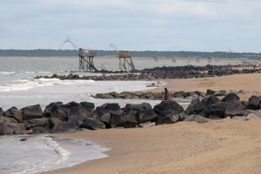 Tharon-Plage 'da Carrelet balıkçı kulübeleri 