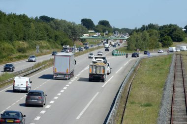 Vannes yakınlarındaki Vannes, Brittany 'de trafik 