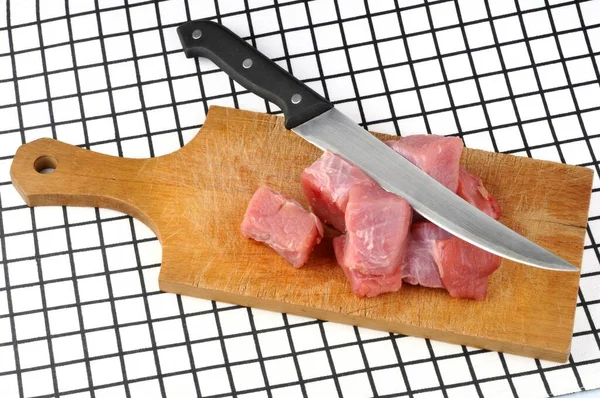 Mięso Cielęce Pocięte Desce Rozkroju Zbliżenie — Zdjęcie stockowe