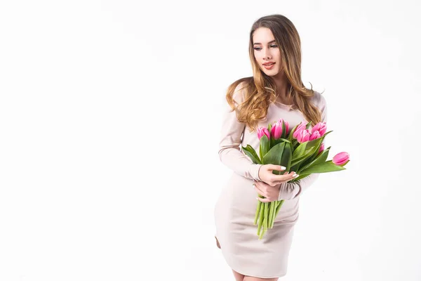 Giovane Donna Bionda Con Tulipani Rosa Isolati Sfondo Bianco — Foto Stock