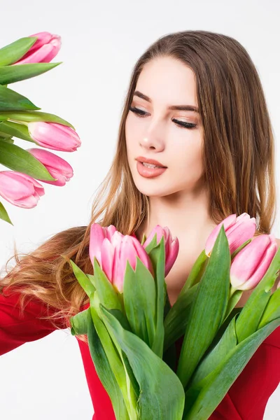 Splendida Donna Con Bouquet Tulipani Rosa Isolati Sfondo Bianco — Foto Stock