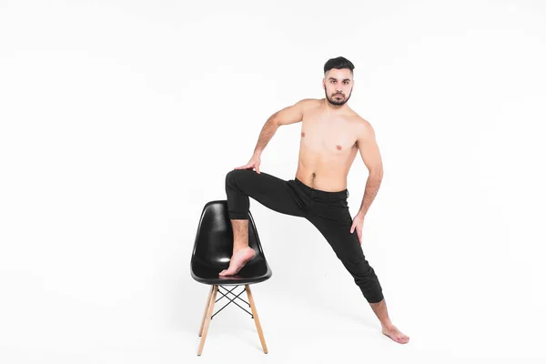 Schöner Mann Mit Perfektem Muskulösen Körper Isoliert Auf Weißem Hintergrund — Stockfoto