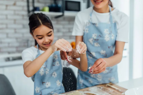 Sisters Cooking Dough Kitchen Selective Focus — Stock Photo, Image