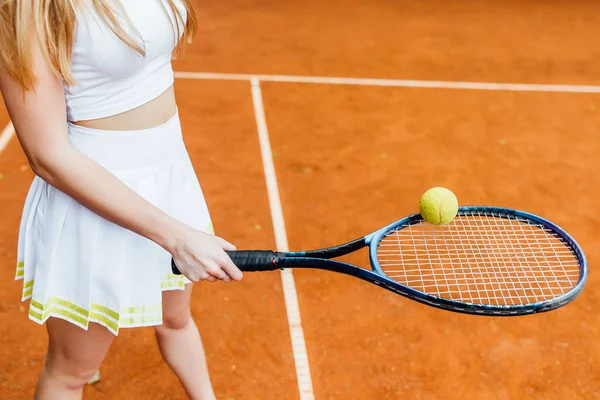 Крупним Планом Жінка Грає Теніс Корті — стокове фото