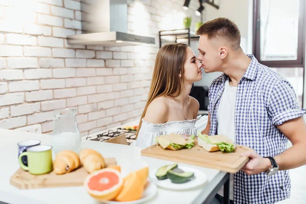 Happy Cheerful Young Couple Kitchen Focus Foreground — Stock Photo, Image