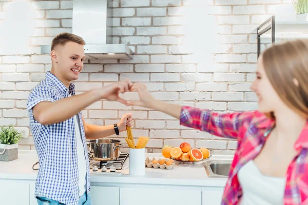 Romantic Young Couple Cooking Together Kitchen Having Fun — Stock Photo, Image