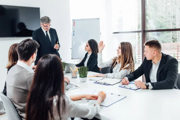 Zakelijke Collega Vergaderzaal Tijdens Presentatie — Stockfoto