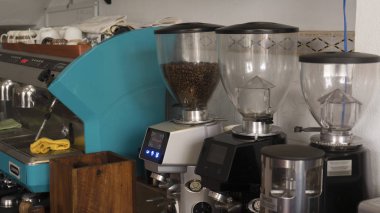 Vietnam lezzetli ve aromatik kahve pişirme.