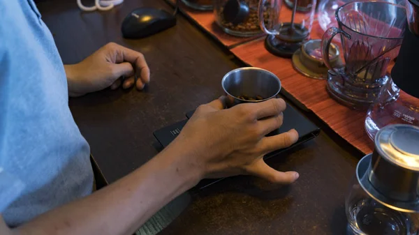 Cooking Delicious Aromatic Coffee Vietnam — Stock Photo, Image