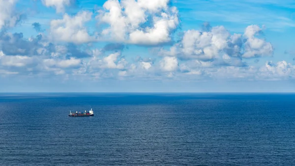 Konténer Hajó Megy Port — Stock Fotó