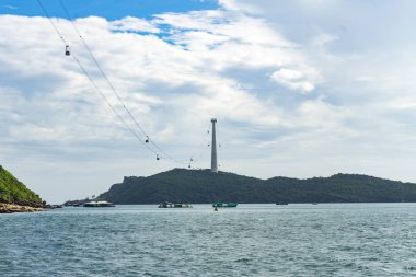 Teleferik Phu quoc Adası güzel manzaralı ve bulutlar, seyahat kavramı, Güneş Grup
