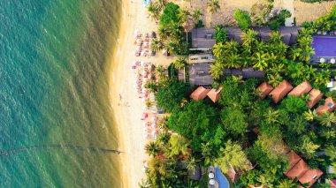 Havadan görünümü Phu Quoc Vietnam kumsalda, yüksek gelen güzel ada seyahat Çin Denizi manzarasına sahip içerik flycam Phantom 4 pro +