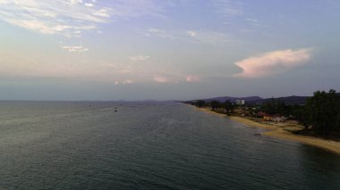 Phu Quoc Adası Vietnam seyahat bağlam üzerinde yüksek gelen güzel gün batımı