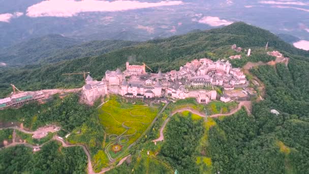 Hills Resort Montaña Cima Montaña Ciudad Nang Hermosos Castillos Parque — Vídeos de Stock