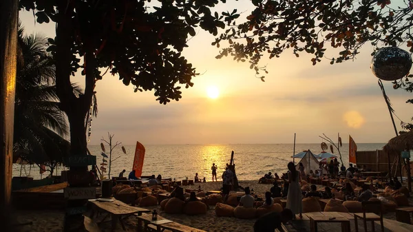 Zobacz Romantyczne Miejsce Ith Piękna Piękny Zachód Słońca Plaży Bar — Zdjęcie stockowe