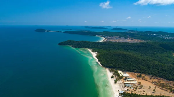 Schöne Luftaufnahme Für Den Strand Mit Weißem Sand Und Kristallklarem — Stockfoto