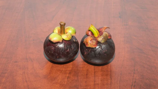 Mangostão Frutas Tropicais Mesa Madeira — Fotografia de Stock