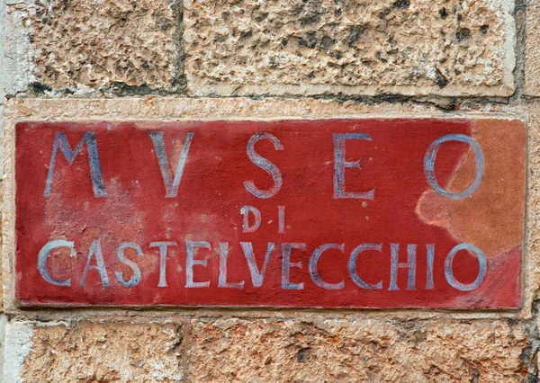 Verona, Castelvecchio'yu, sanat, tarih ve doğa için dünyanın ünlü İtalya daki