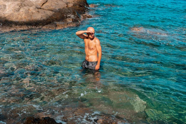 Young Sexy Guy Wet Sea — Stock Photo, Image