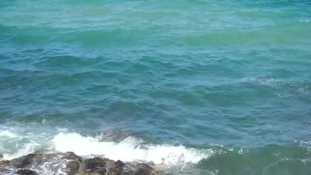 Textura da água do mar azul e ondas — Vídeo de Stock