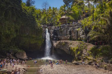 08-10-2018 - Tegenungan şelale, Bali, Endonezya'da Ubud