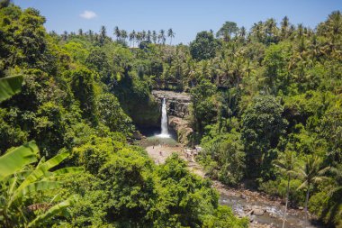 08-10-2018 - Tegenungan şelale, Bali, Endonezya'da Ubud