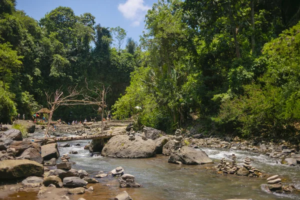 10-10-2018 - Tegenungan şelale, Bali, Endonezya'da Ubud