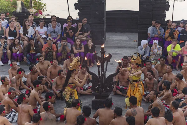 2018 Uluwatu Bali Adası Kecak Dans Günü — Stok fotoğraf