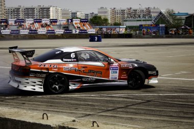 Khabarovsk Rusya 2 Haziran 2018: Rus Drift serisi 2 Rds Vostok 2018 sahne.