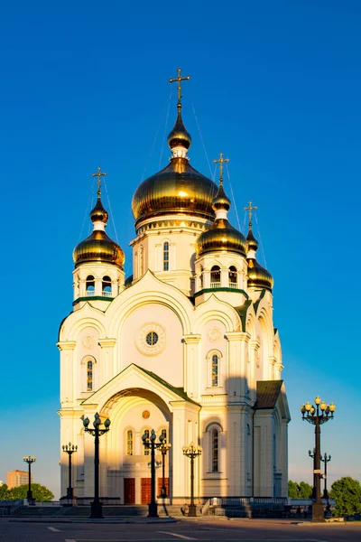 Güzel Manzara Başkalaşım Katedrali Gün Batımı Kubbe Parlatıcı Rusya Khabarovsk — Stok fotoğraf