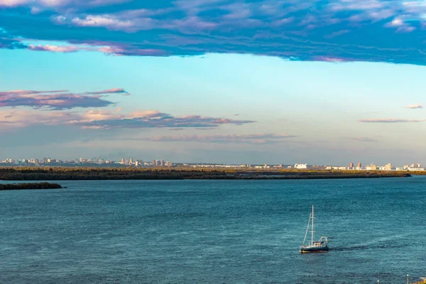 Yate Regresa Muelle — Foto de Stock