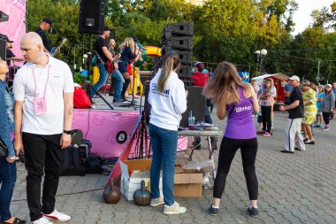 Rusya, Khabarovsk - Eyl 01, 2018: rock grubu Park açık havada gerçekleştirir