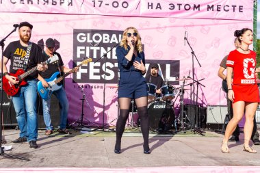 Rusya, Khabarovsk - Eyl 01, 2018: rock grubu Park açık havada gerçekleştirir