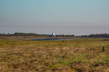 Khabarovsk, Rusya - 29 Eylül 2018: Airbus A319-100 Vp-Buo Aurora havayolu, Khabarovsk havaalanına indi.