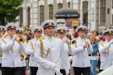 Khabarovsk, Rusya - 02 Haziran 2019: Uluslararası askeri gruplar festivali Amur dalgaları .