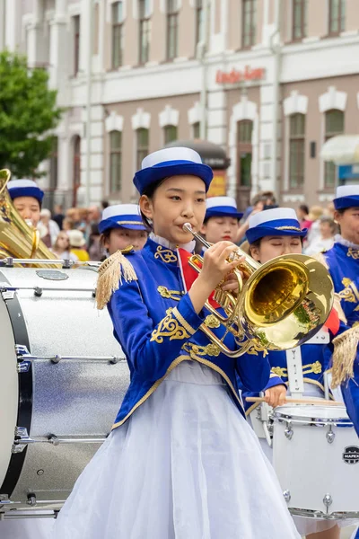 Chabarowsk, Rosja-cze 02, 2019: Międzynarodowy Festiwal zespołów wojskowych fale Amur . — Zdjęcie stockowe