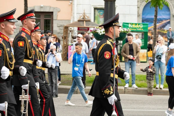 Хабаровск, Россия - 2 июня 2019 года: Международный фестиваль военных оркестров "Амурские волны"  . — стоковое фото