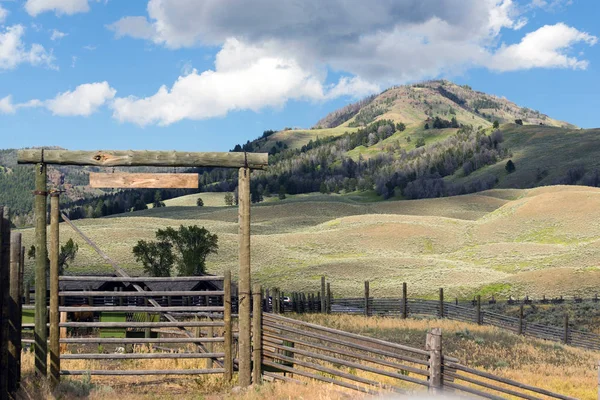 Livestock Fence Entrance Gate Working Western Ranch — Stock Photo, Image