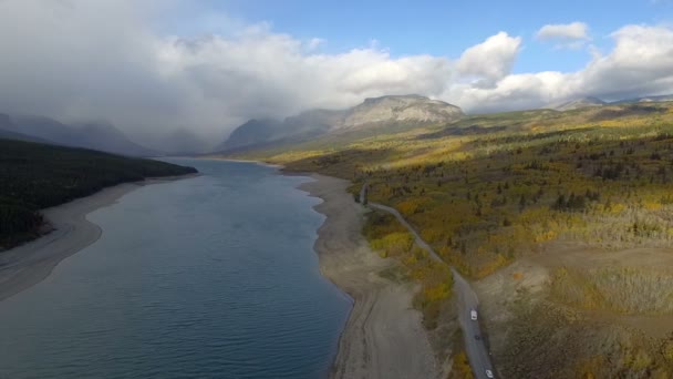 Czarne Chmury Nad Jezioro Sherburne Północno Wejście Glacier National Park — Wideo stockowe