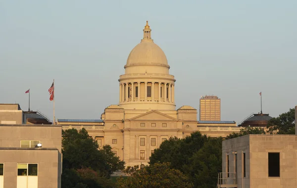 Final Tarde Luz Atingindo Capitólio Estado Edifício Centro Little Rock — Fotografia de Stock