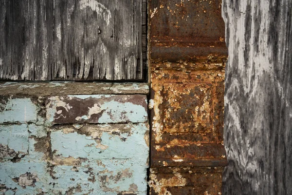Century Old Buidling Shows Age Erosion Dried Wood Rusty Metal — Stock Photo, Image