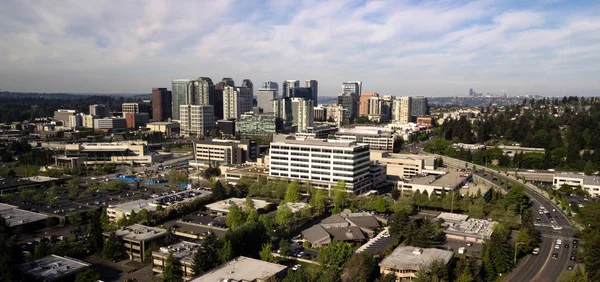 Seattle Pode Ser Vista Segundo Plano Com Crescente Cidade Bellevue — Fotografia de Stock